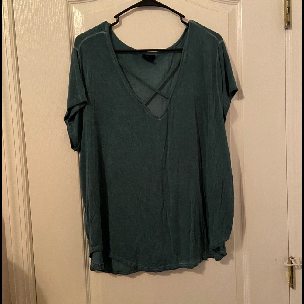 2X Tee